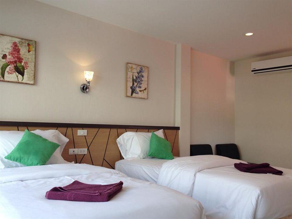 Chitra Suite Pattaya Extérieur photo