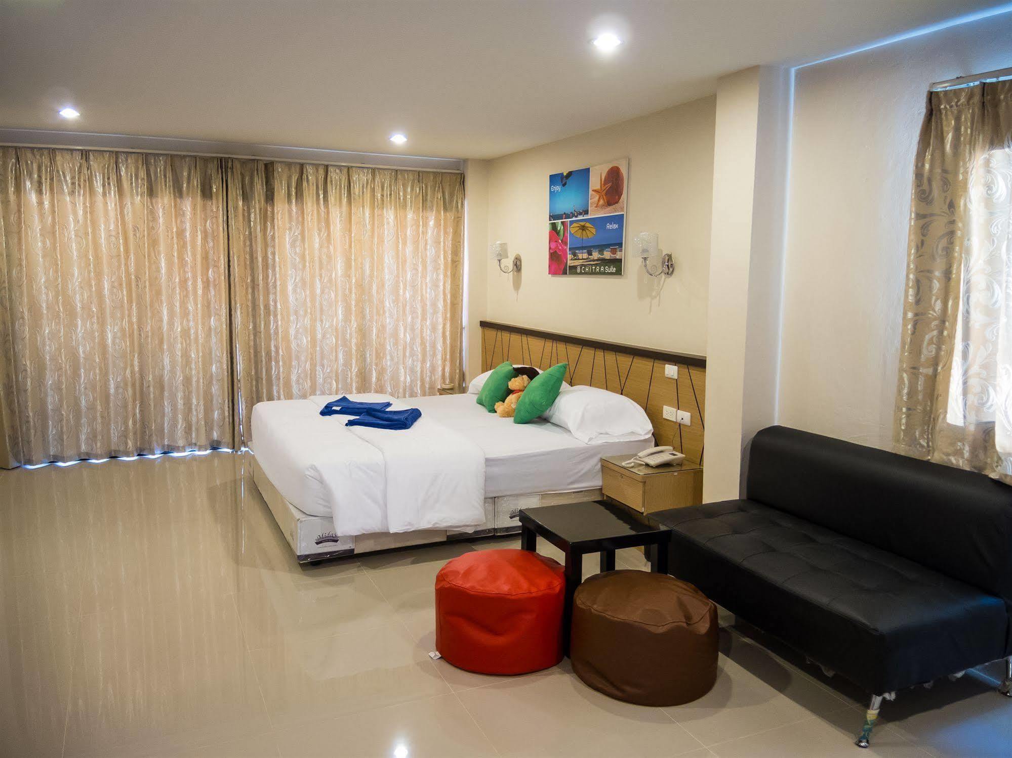 Chitra Suite Pattaya Extérieur photo