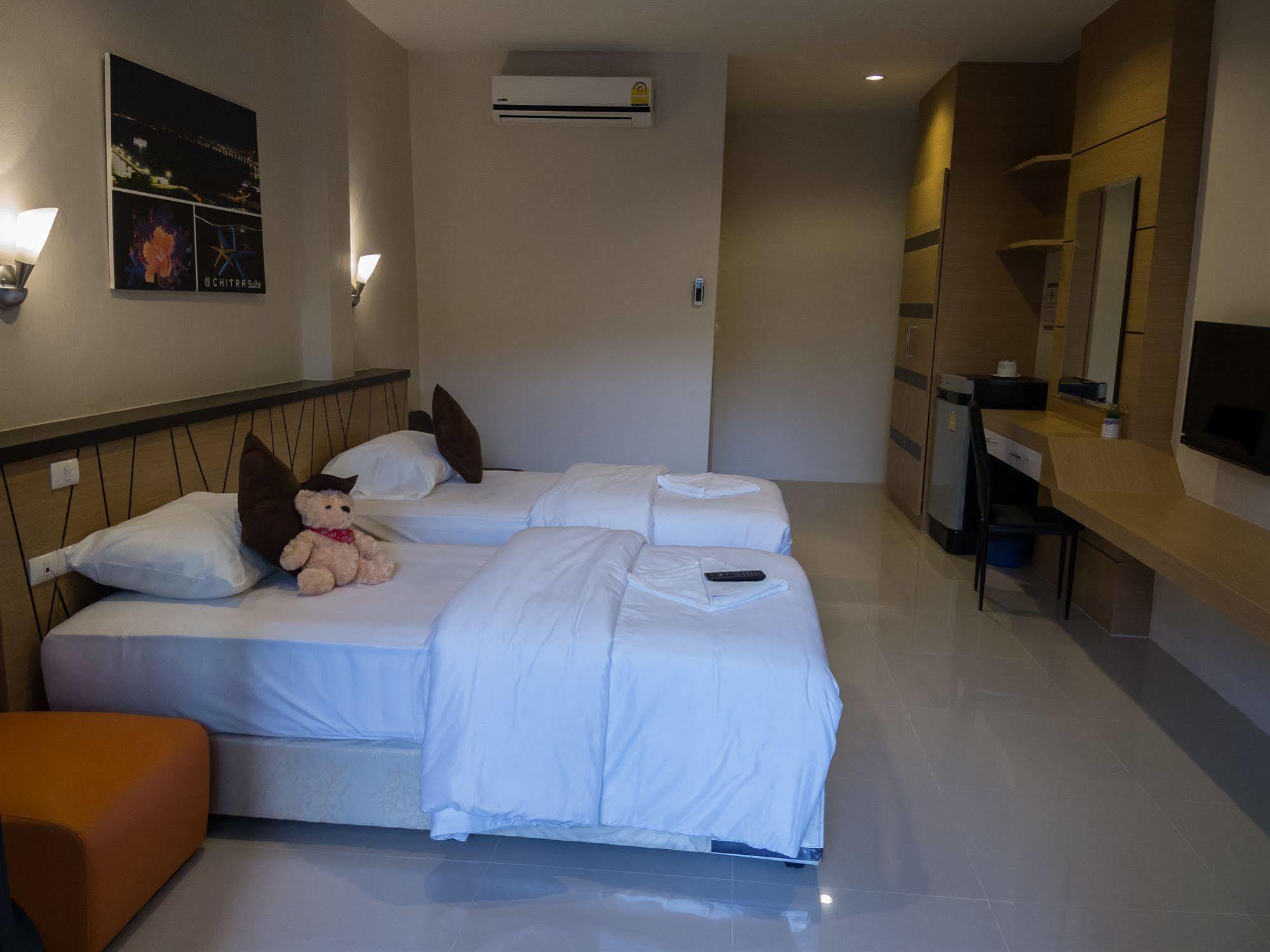 Chitra Suite Pattaya Extérieur photo