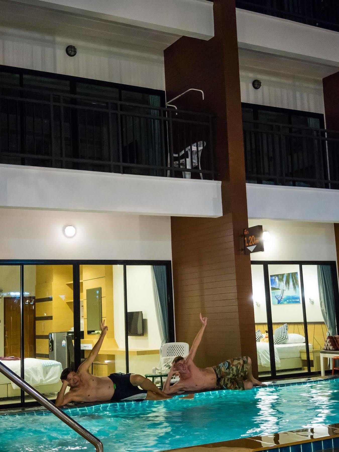 Chitra Suite Pattaya Extérieur photo